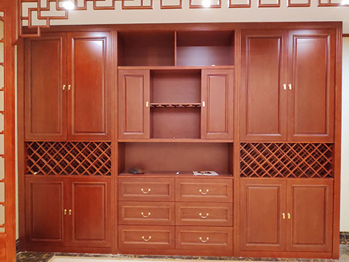 阳泉中式家居装修之中式酒柜装修效果图